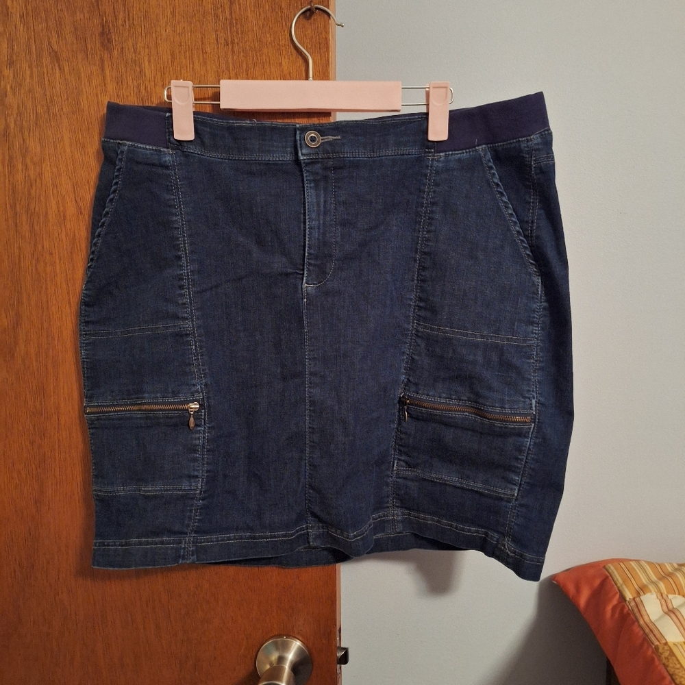 Lee Platinum Label Dark Wash Denim Skirt w/ Zipper Pockets Nylon Shorts Size 14